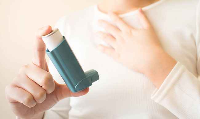 Segni che tuo figlio può avere l'asma e quando è il momento di vedere uno specialista