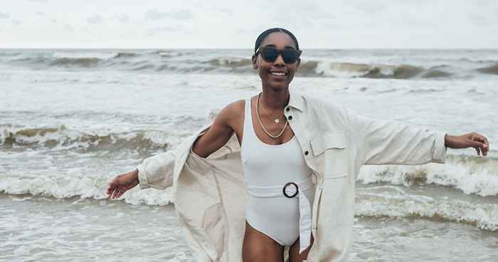 20 encubrimientos de trajes de baño para elevar cualquier día de playa